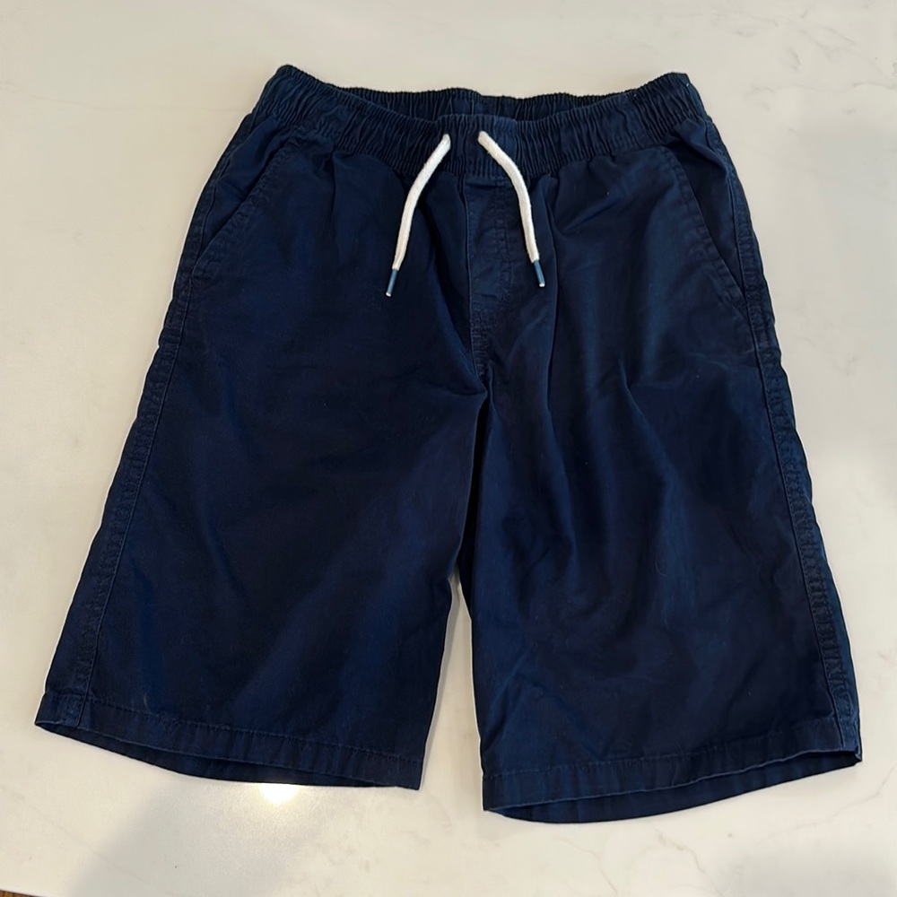 Boys size large, 12–14 cat and jack shorts